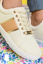 Load image into Gallery viewer, Venus-3 by Menina