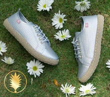 Load image into Gallery viewer, Chelsie by Menina