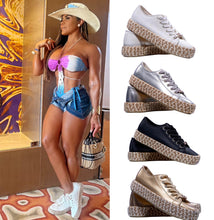 Load image into Gallery viewer, Sirena by Menina