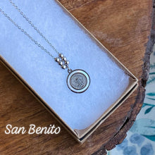 Load image into Gallery viewer, Stainless steel San Benito necklace with mother pearl finish
